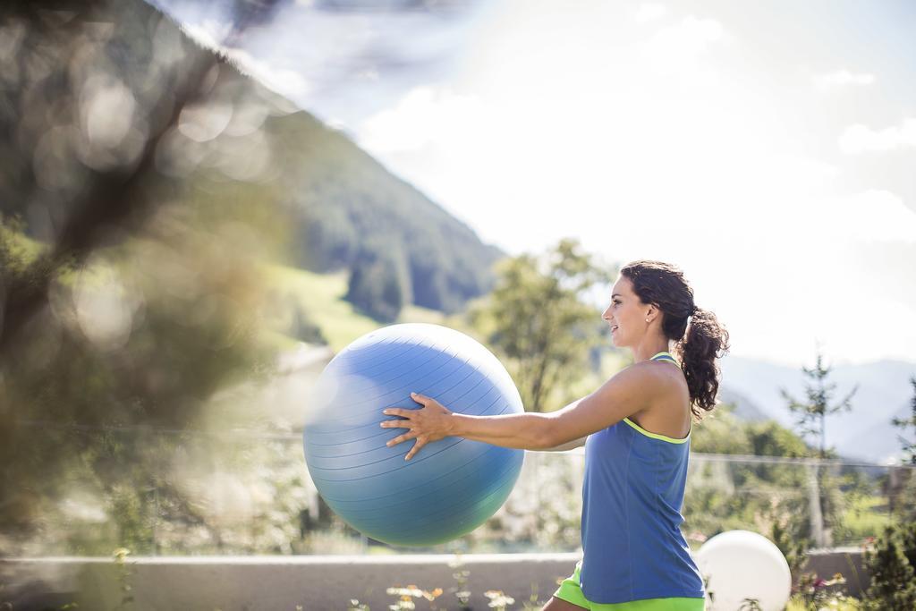 Lunaris Wellnessresort Cadipietra Eksteriør billede